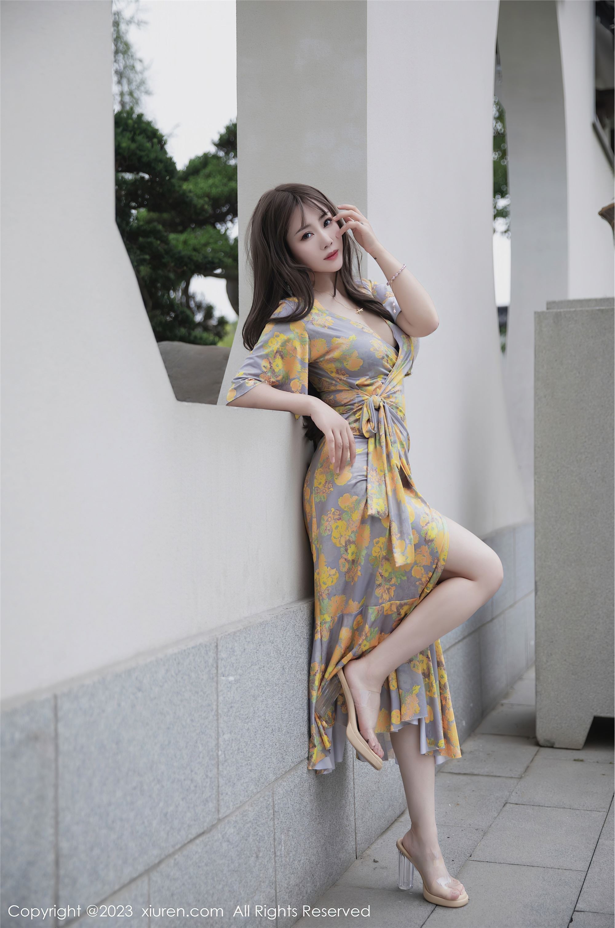 XiuRen秀人网  2023.06.20 NO.6949 严利娅Yuliya